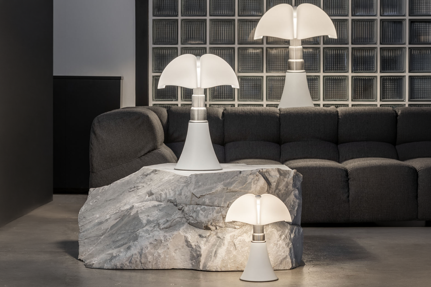 luminaria de mesa pipistrello white matt 3