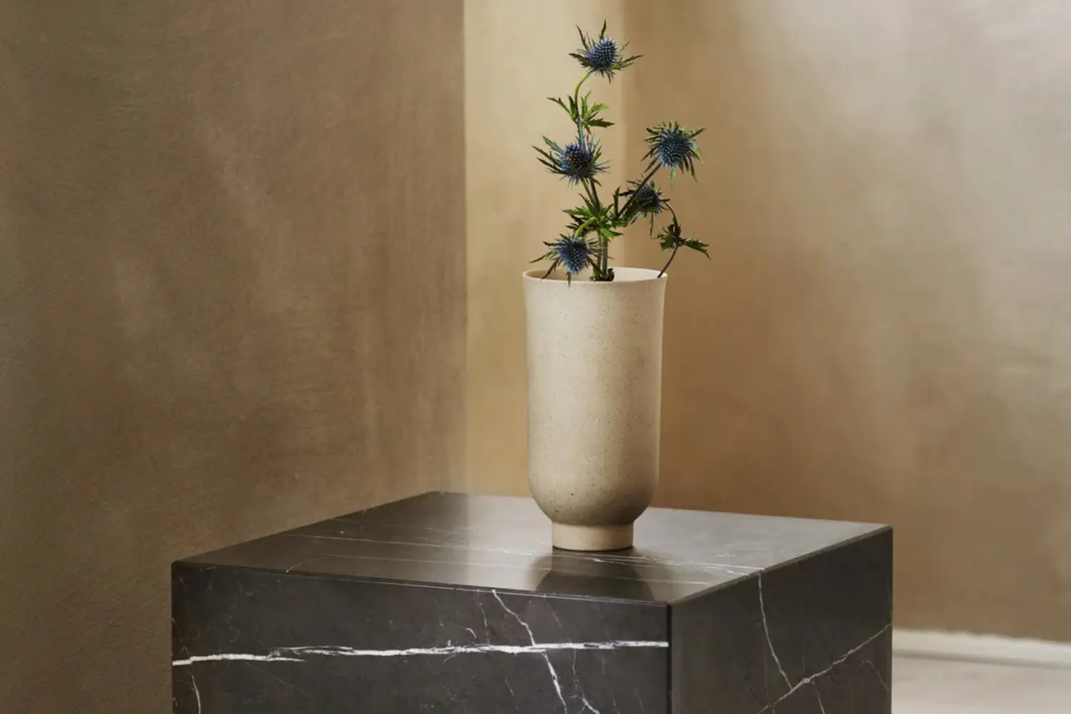 mesa lateral plinth cubic (7)
