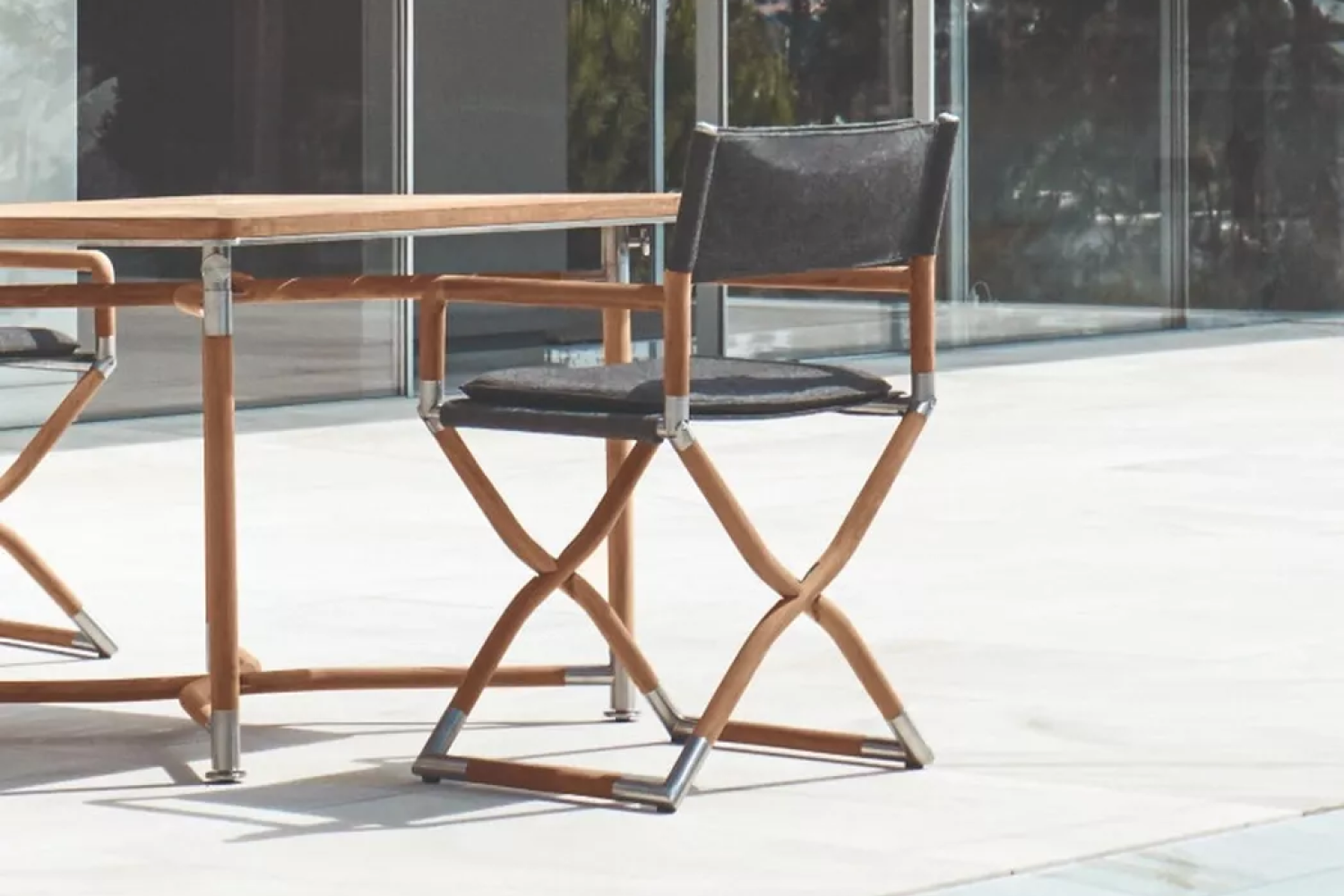 navigator_square_folding_dining_table_04_1x