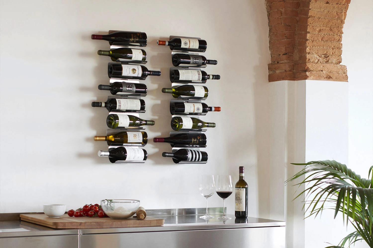 ptolomeo vino wall 2