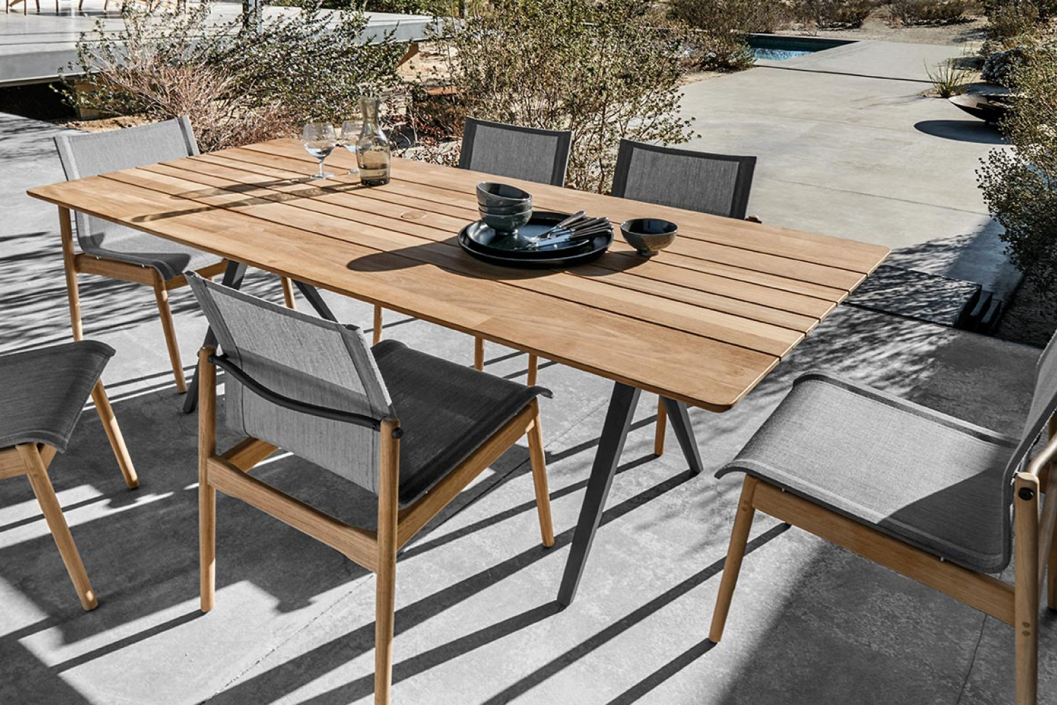 split_dining_table_teak_02_1x