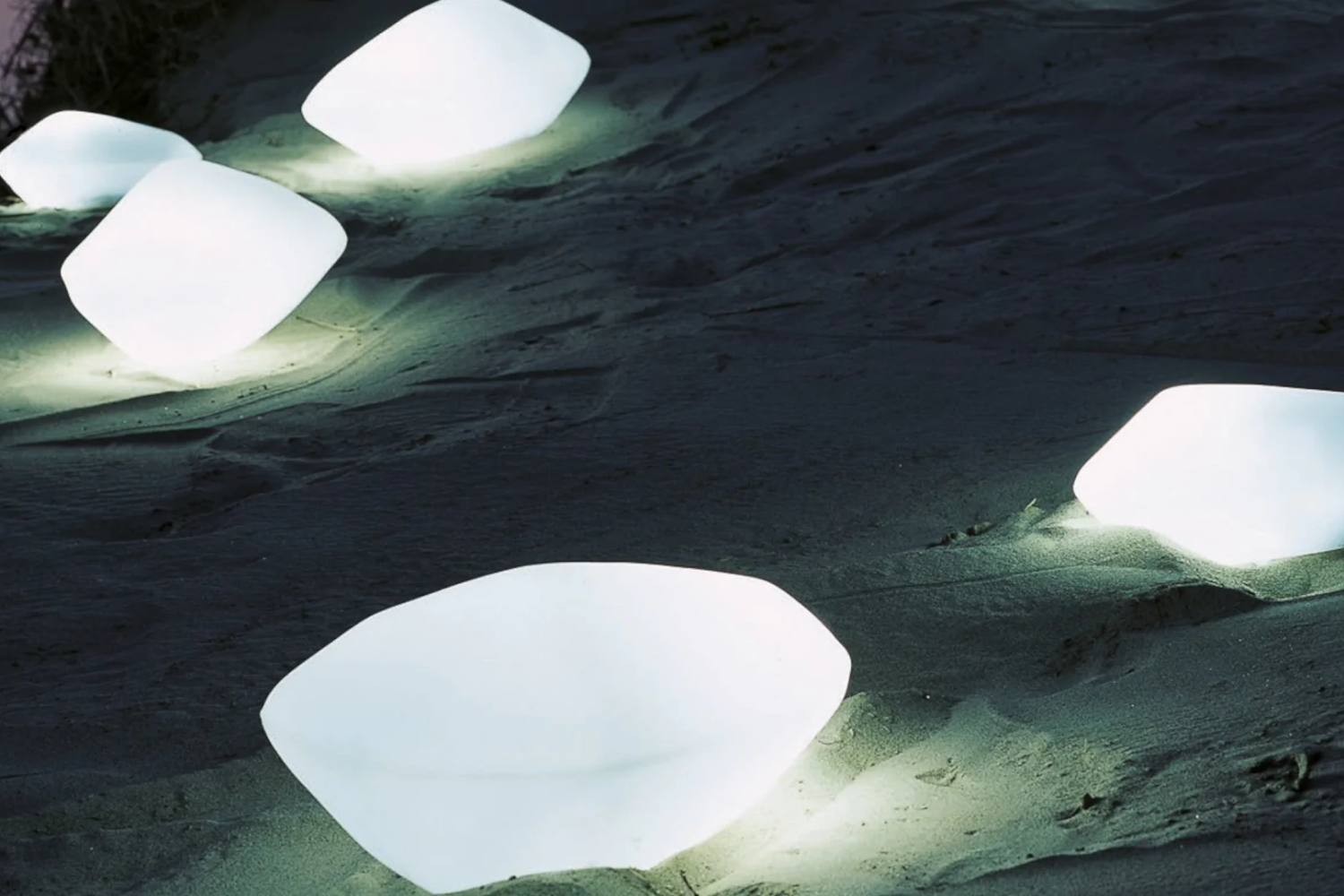 stones_outdoor_04_1x