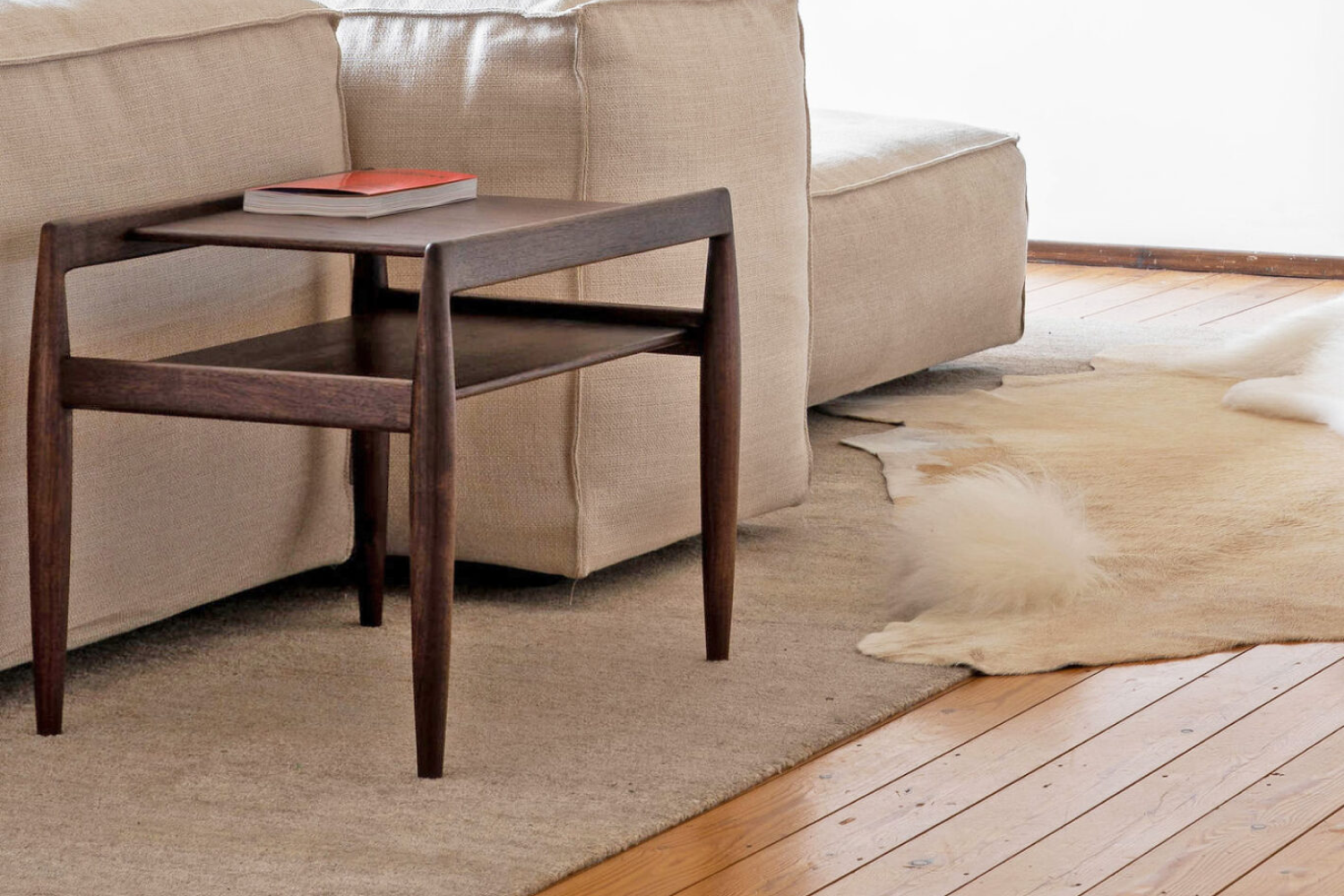 uni_side_table_design_kai_kristiansen_04_1x