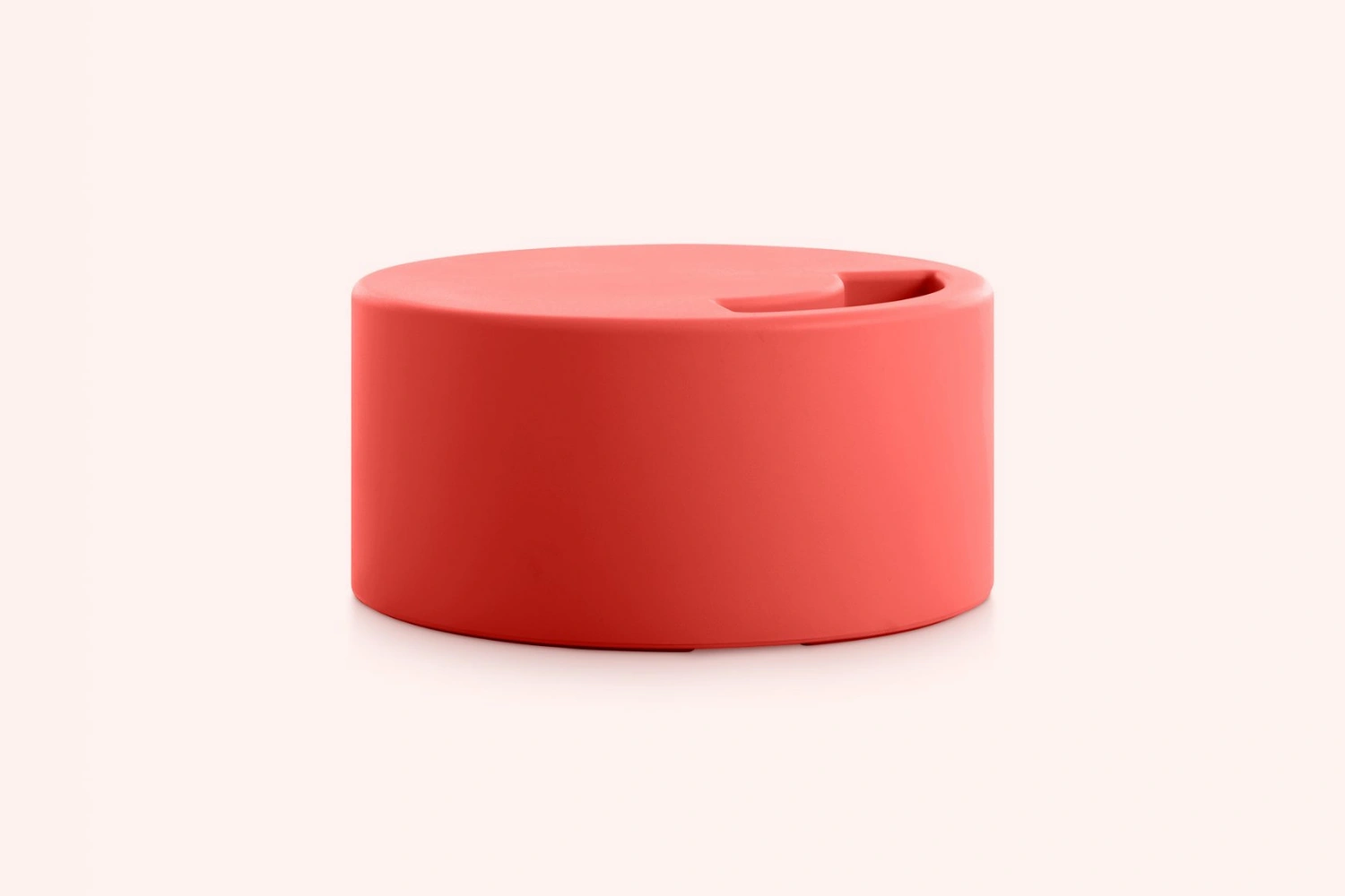 Lipstick Club chair table 03
