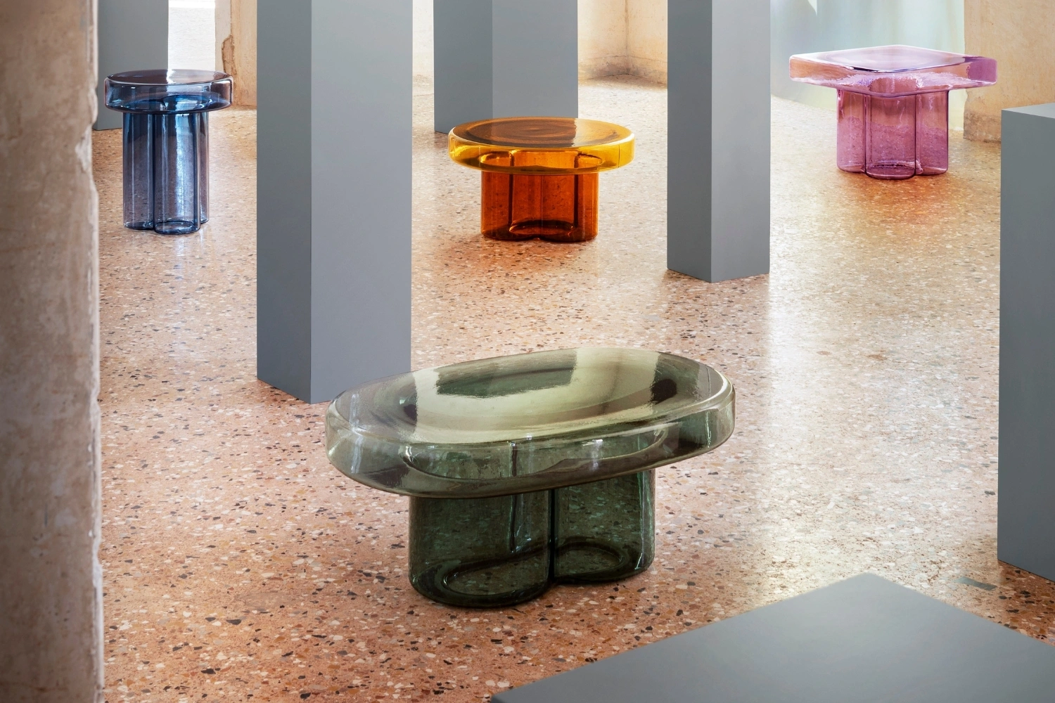 Mesa de Centro Soda Oval 1