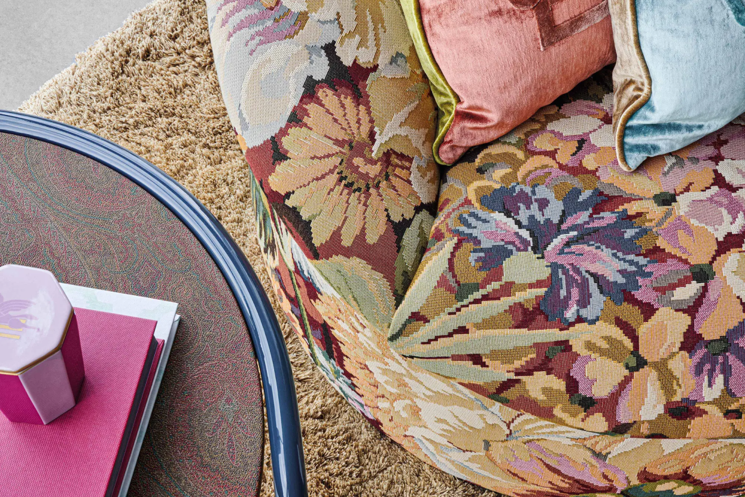 dahlia sofa (3)