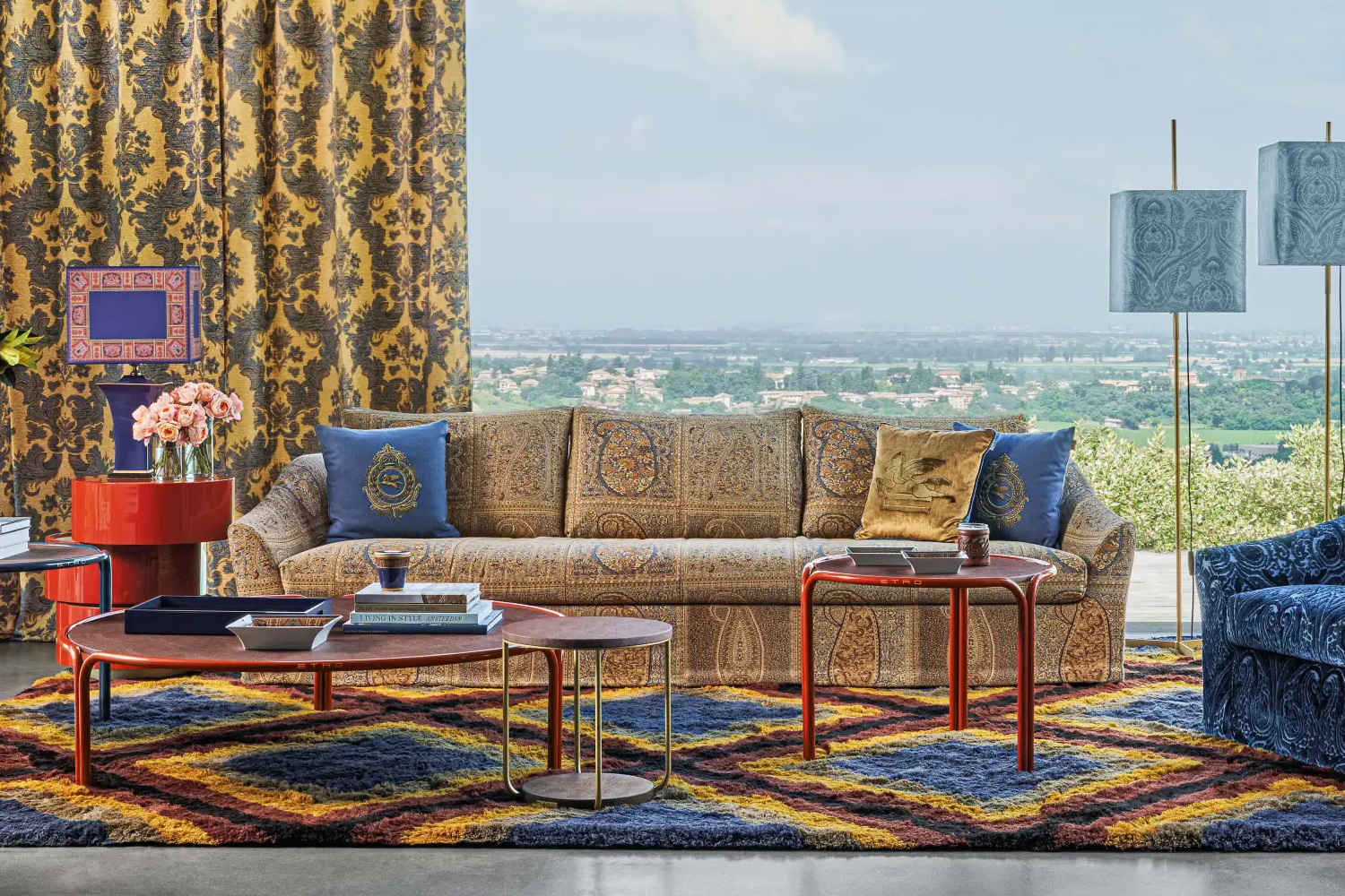 neoclassic sofa (2)