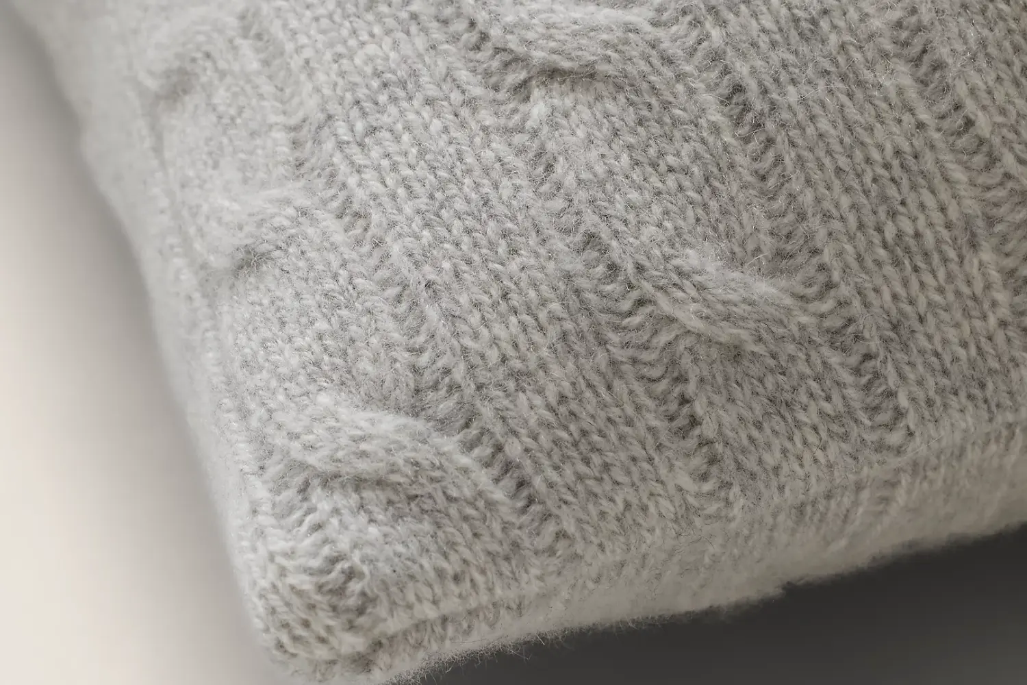 Almofada Cable Cashmere1