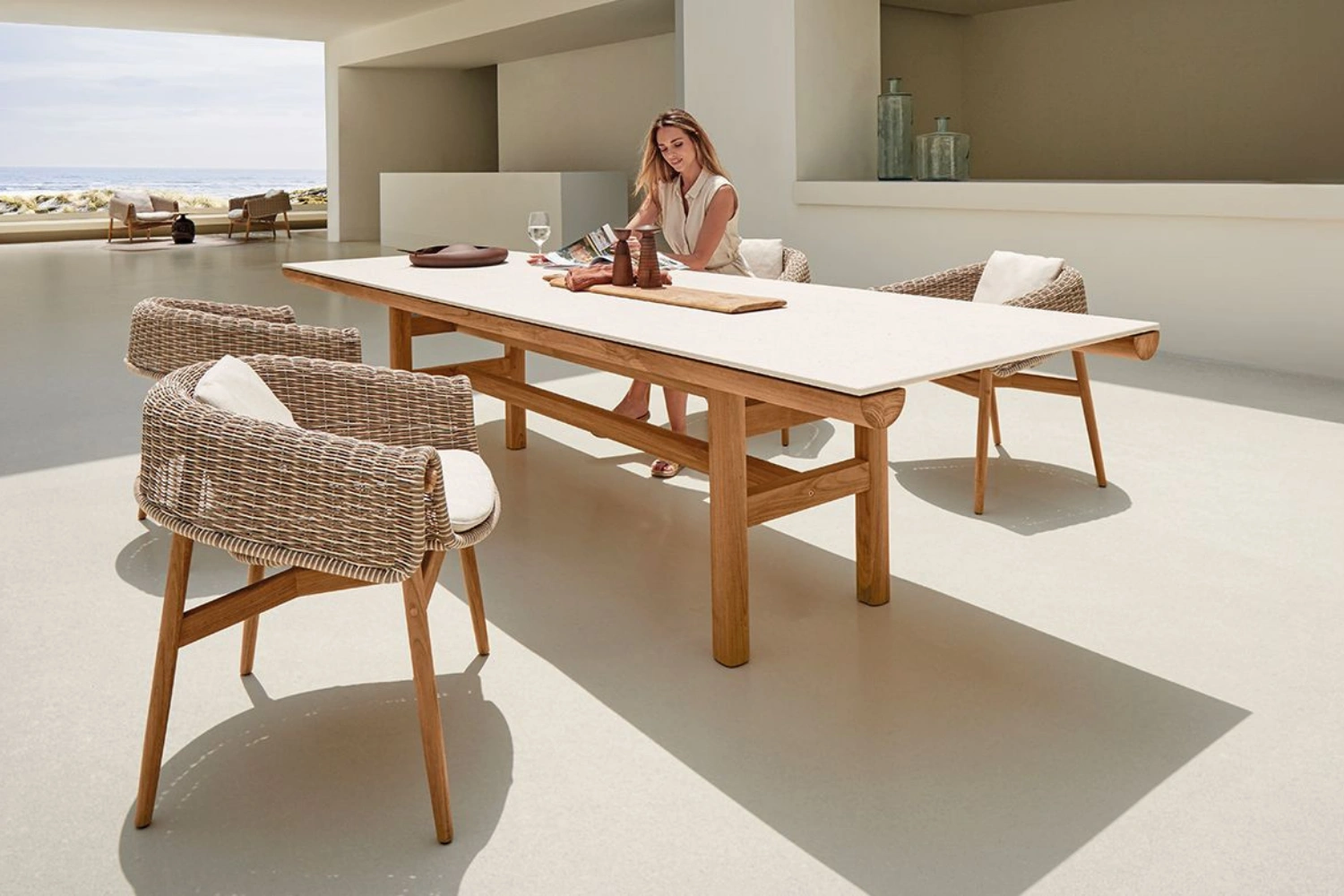 Rail Dining Table 04
