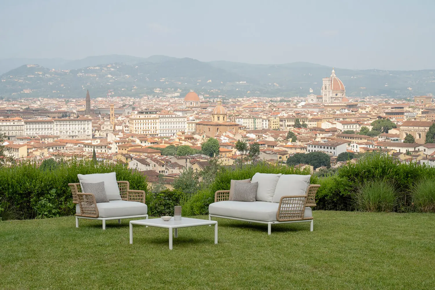 Sofá Saint Martin 2-seater (5)
