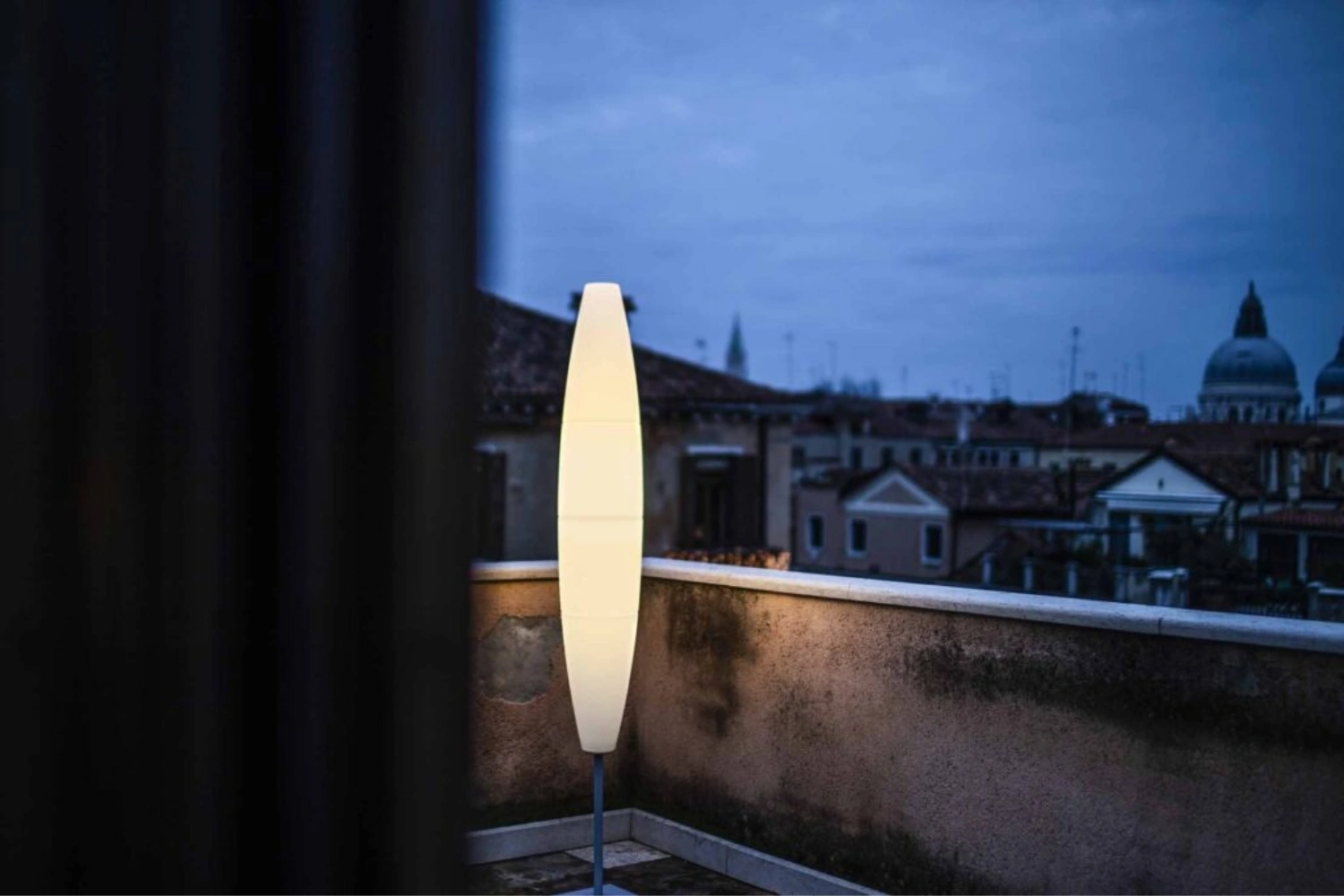 Luminária de Piso Havana Outdoor 3