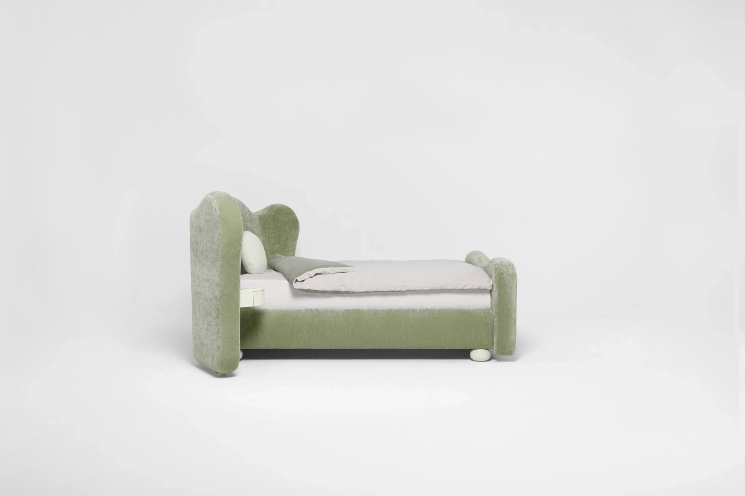 Palazzo Bed 02