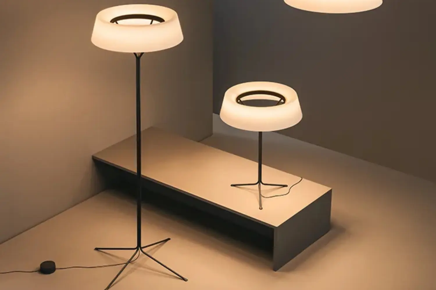 luminaria de piso lily