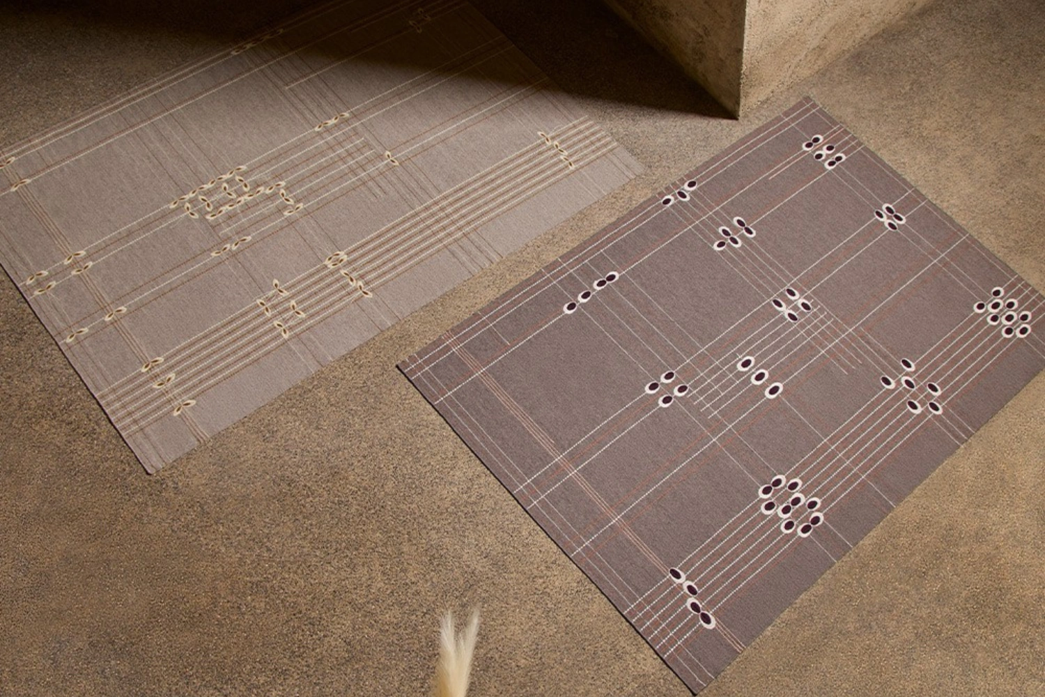 Tapete BLOOM RUG DARK GREY 04