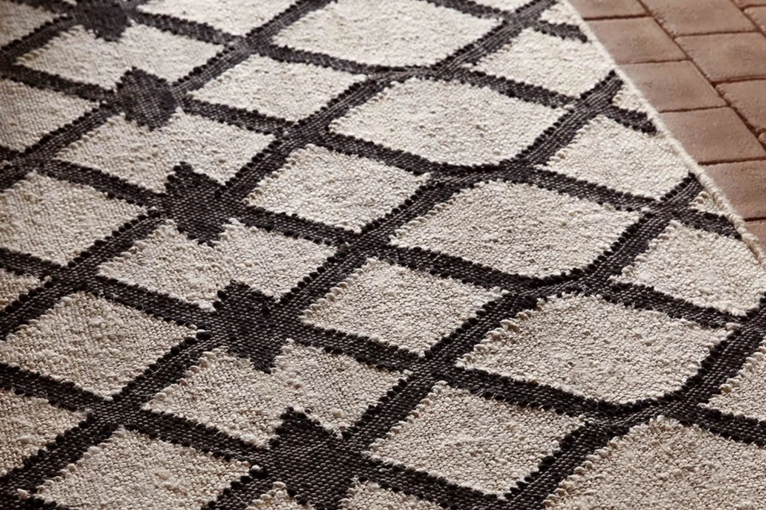 Tapete RODAS RUG BLACK 03
