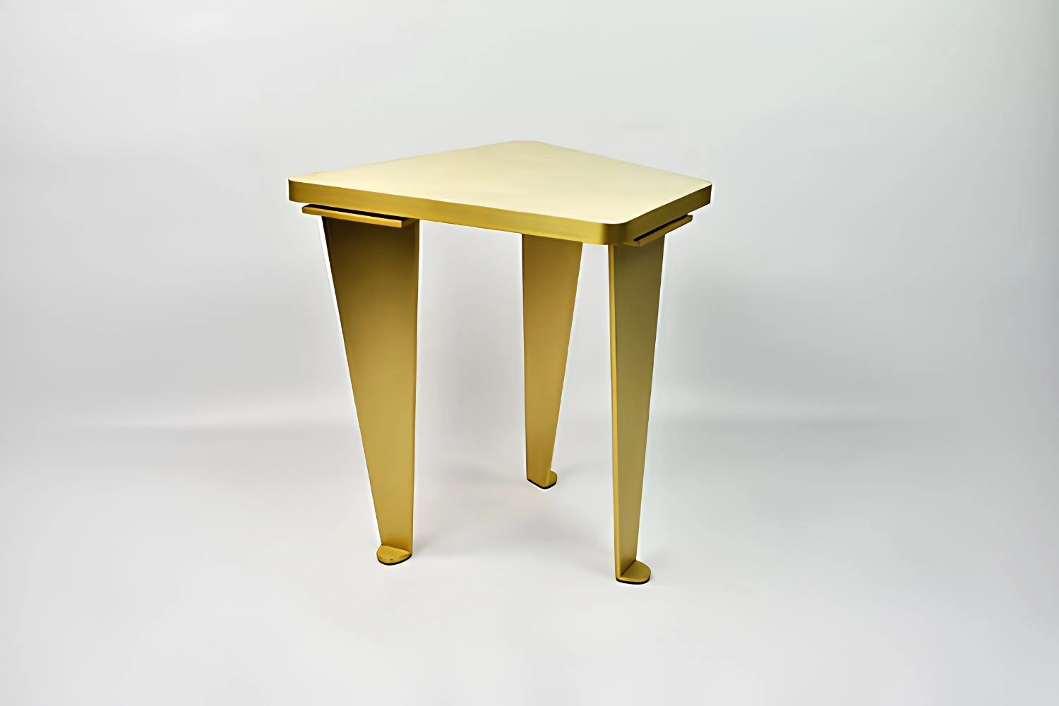 mesa lateral stelaris 2