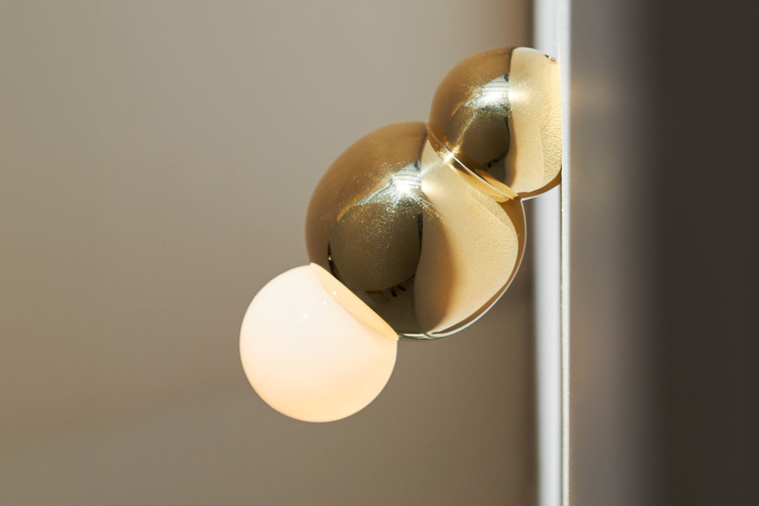 Arandela_Ball Light Wall Mounted_2