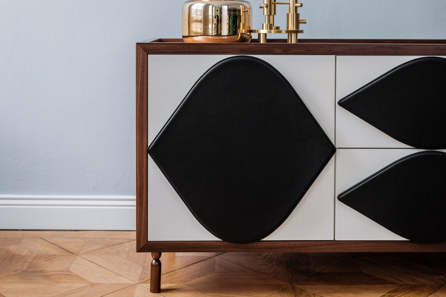 Buffet_Antigua Cabinet_4