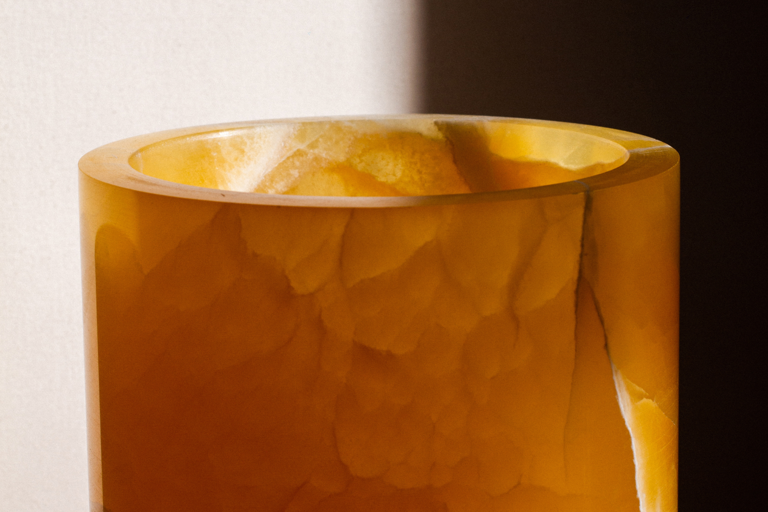 Luminária de Mesa_Onyx Light_2