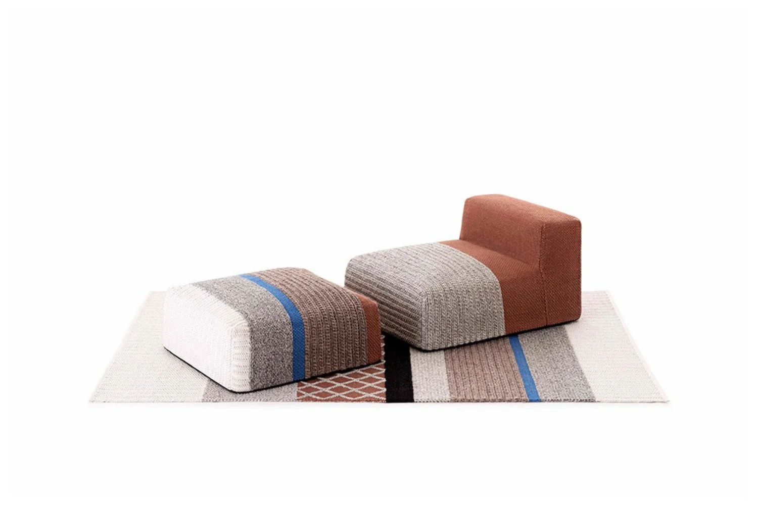 MANGAS OUTDOOR POUF P2 MULTICOLOUR 02