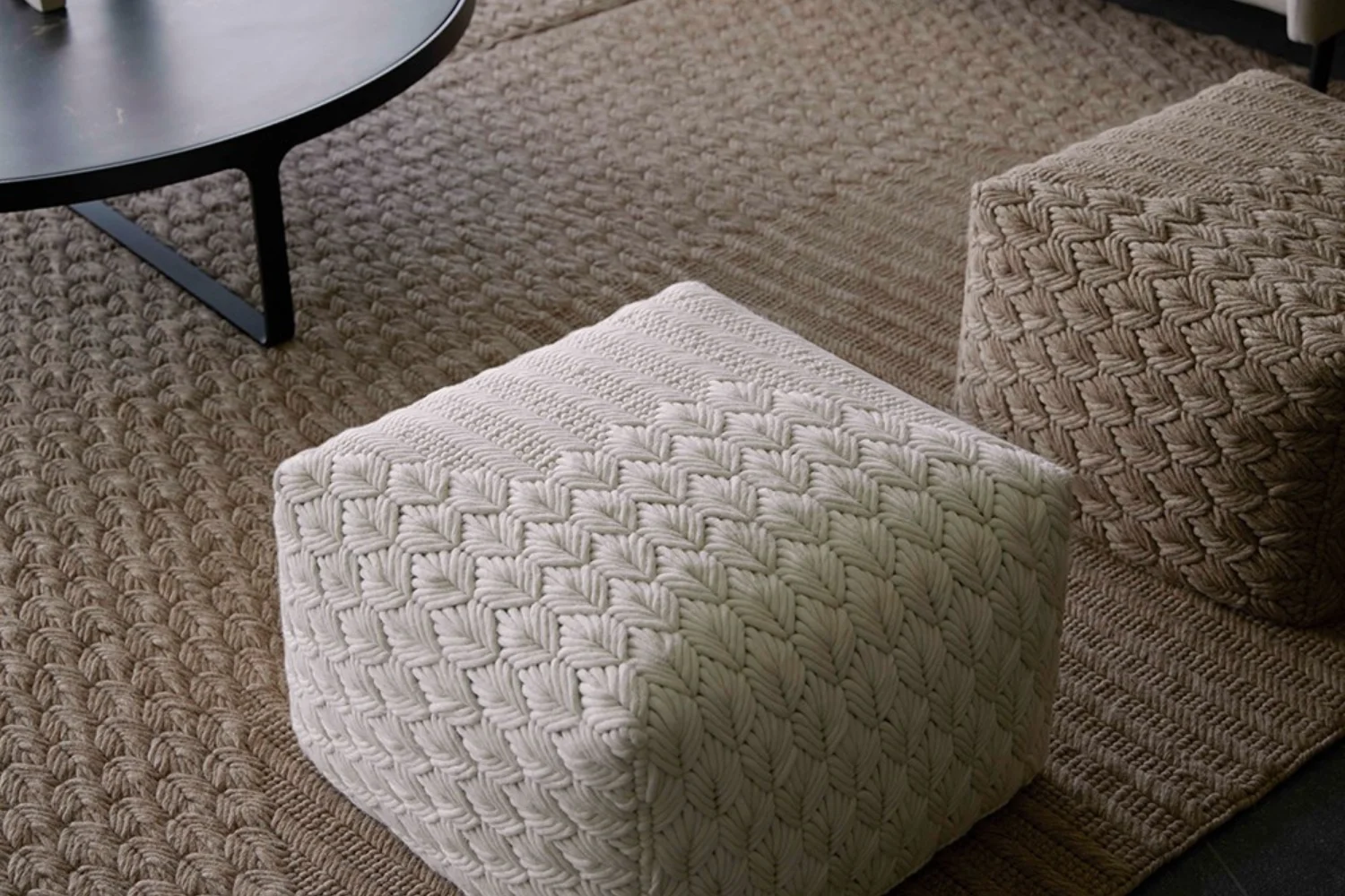 Puff CHADDAR POUF WHITE 03