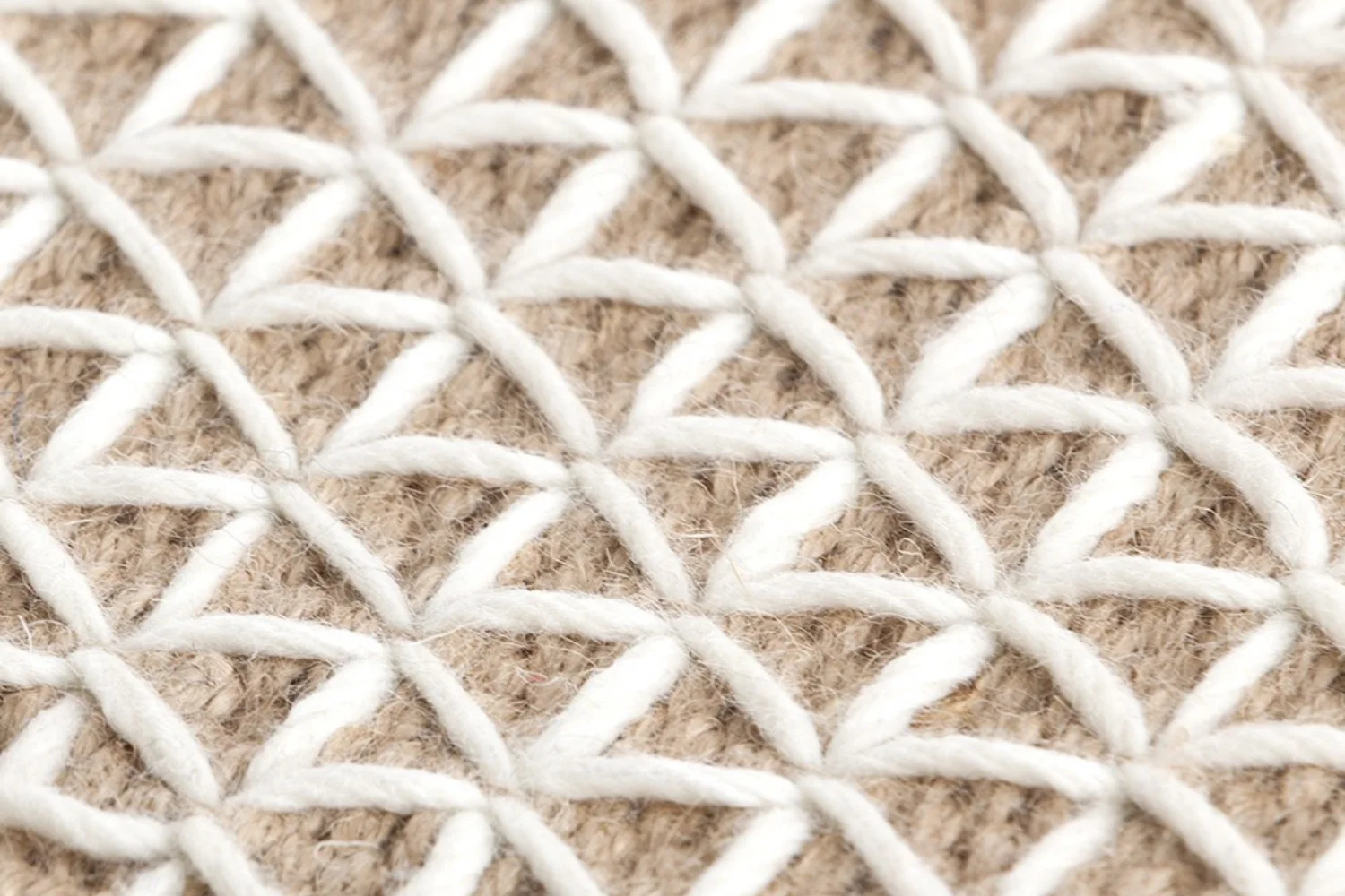 Puff RAW POUF WHITE 04