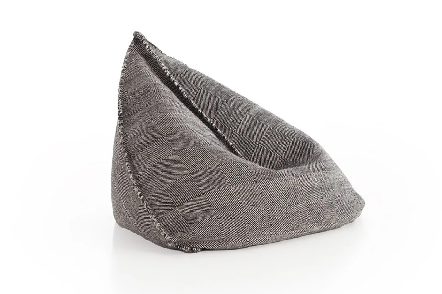 SAIL POUF BLACK 04