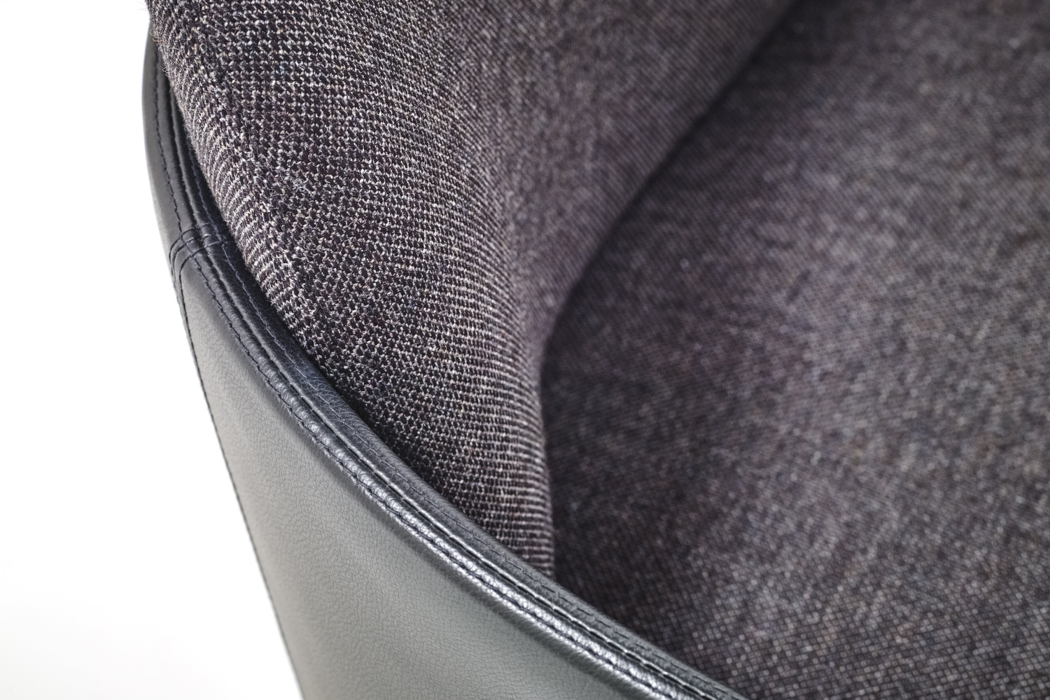 Sofá_Merwyn Sofa_4