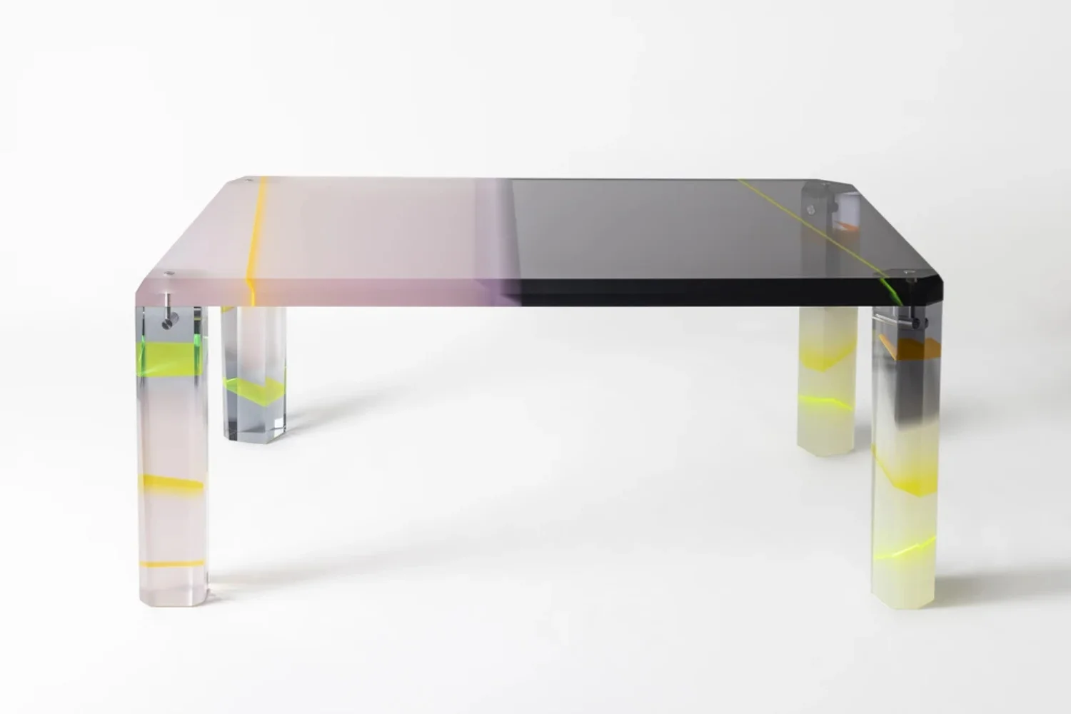 Table Flare 01