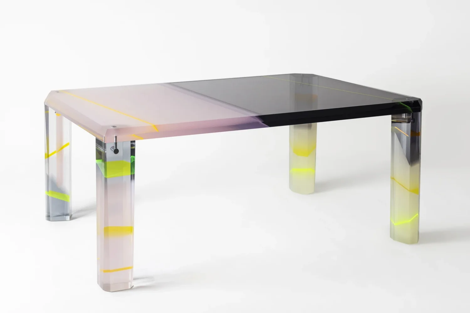 Table Flare 02