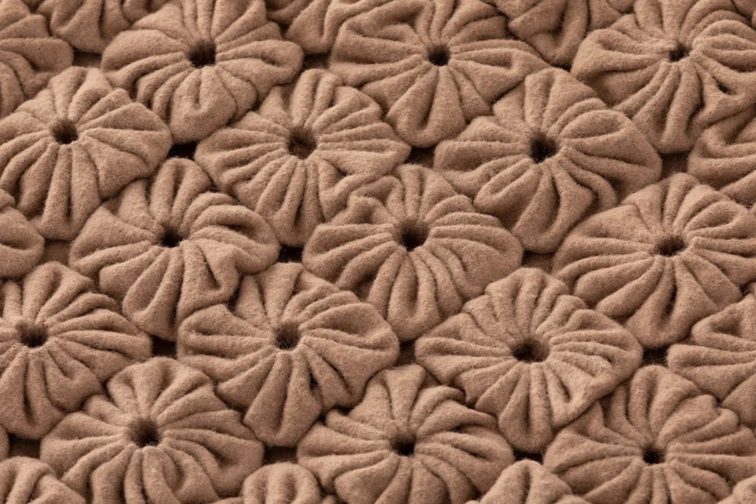 Tapete MOMOS RUG CAMEL 05