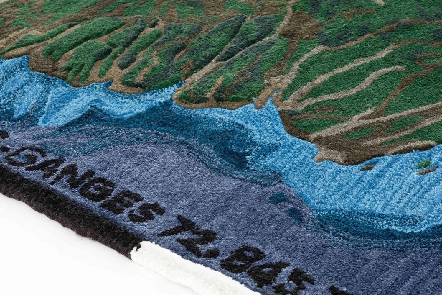 Tapete PLASTIC RIVERS RUG GANGES 04