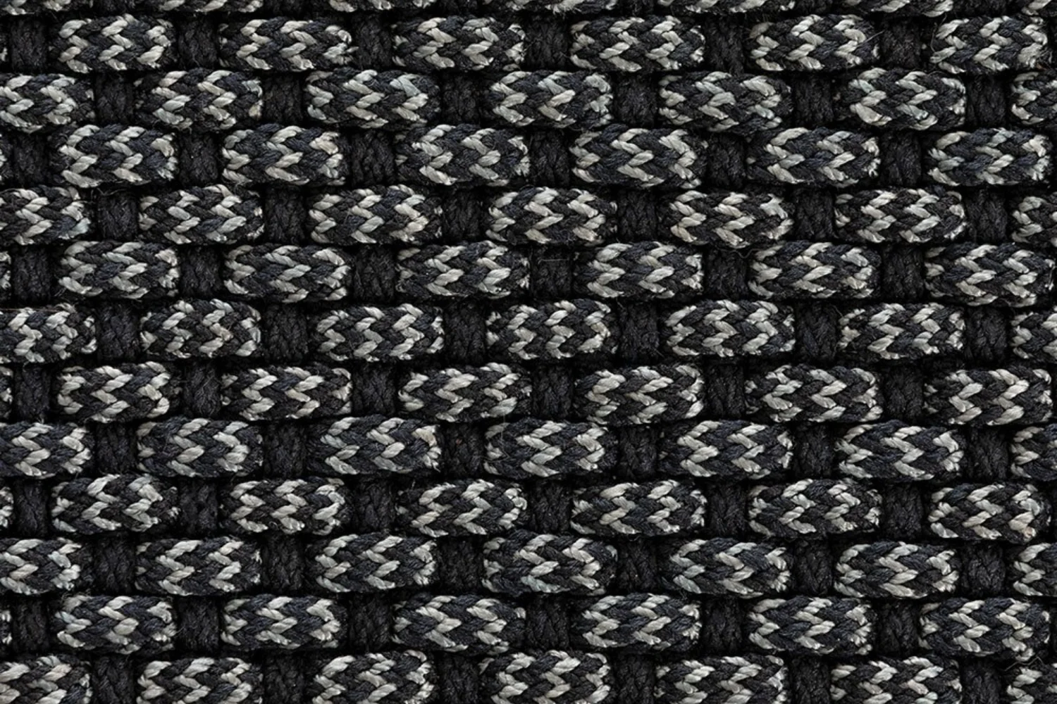 Tapete SALINE OUTDOOR RUG BLACK 03