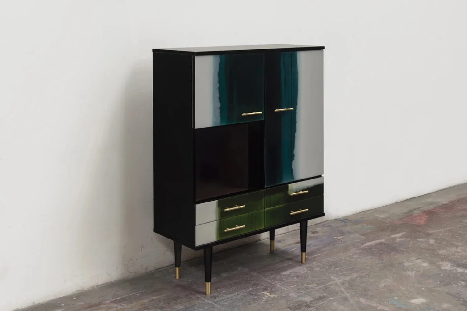 Vintage Cabinet KoKo 02
