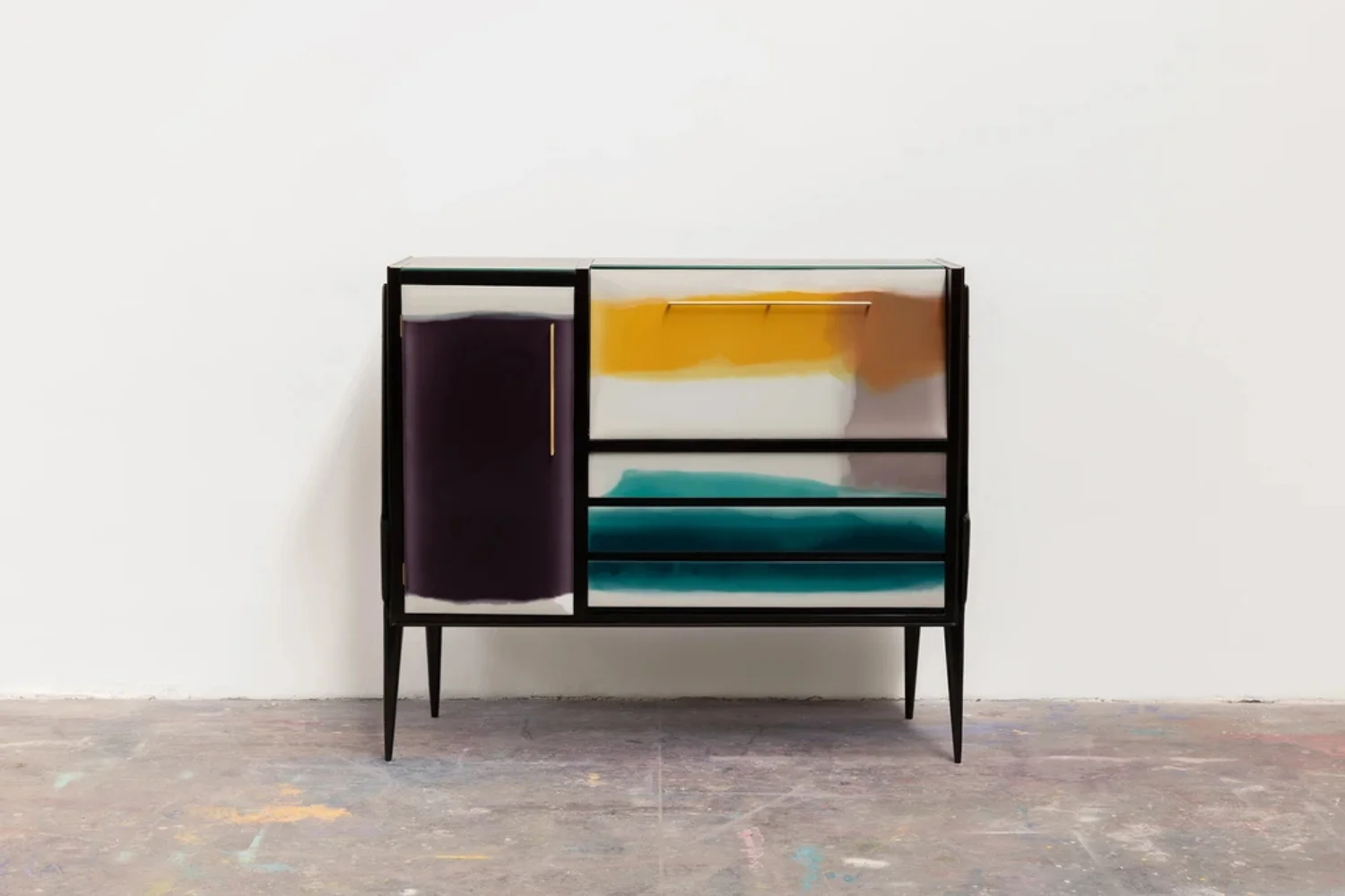 Vintage Cabinet Su 01